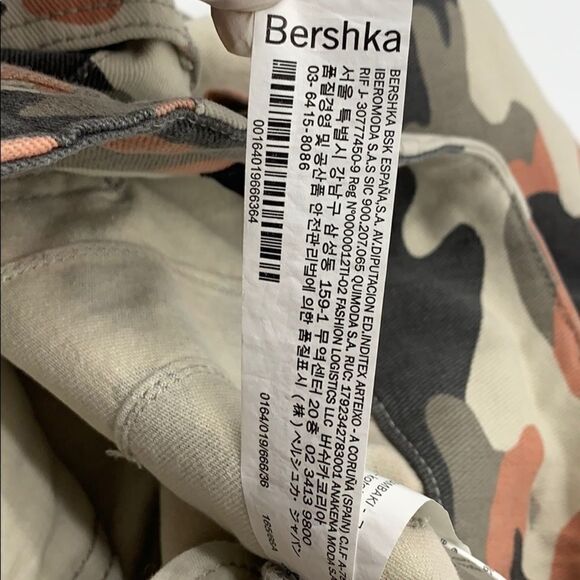 NWT BERSHKA Camo Print Skinny High Waist Jeans SIZE 4 - Picture 10 of 16
